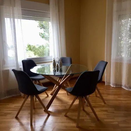 Charming With A Private Swimming Pool In A Large *